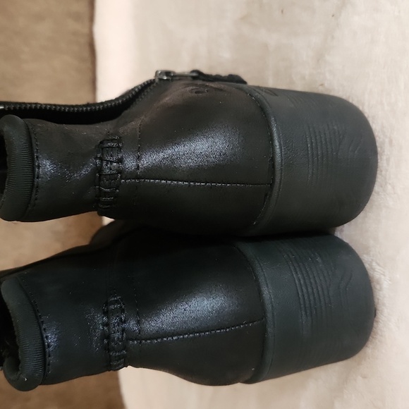 NWOT! Sketcher Fur Lined Ankle Boots - Picture 5 of 7